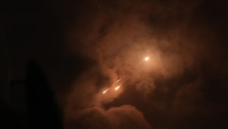 İran: Hücumların yapıldığı hava üslerini amaç aldık